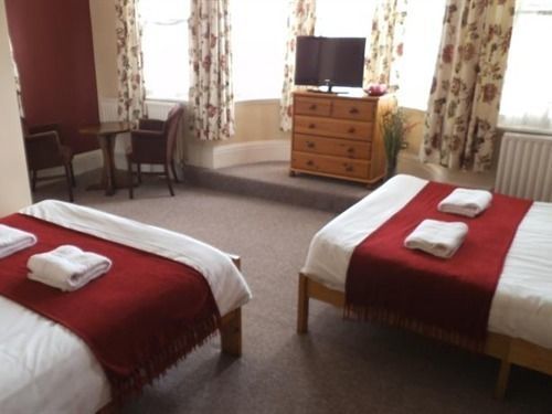 เดอะ ฟอเรเตอร์ เอลิง Bed & Breakfast ลอนดอน ภายนอก รูปภาพ